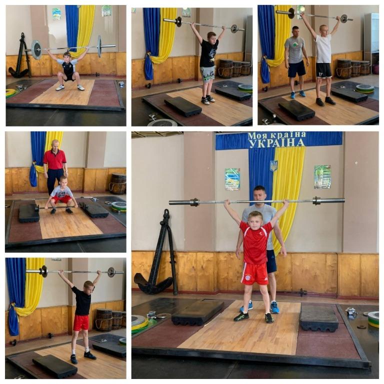  На базі КПНЗ «Клуб юних моряків» КМР проводиться чемпіонат міста з важкої атлетики 